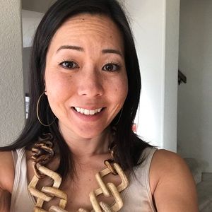 Meet your Posher, Jillian